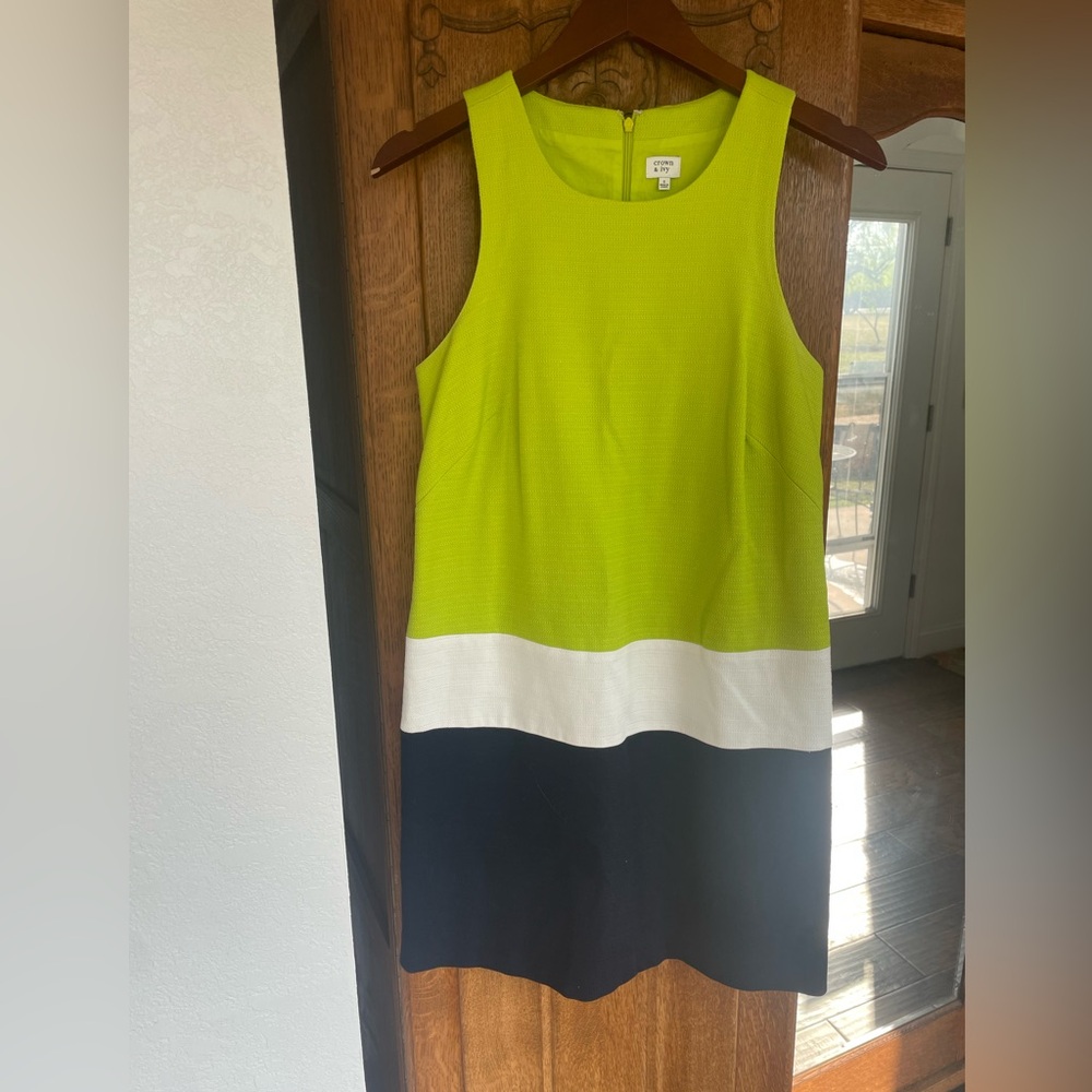 Color block Crown & Ivy size 6 dress